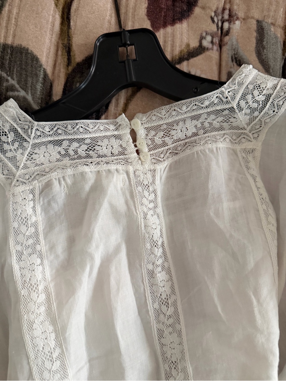 Doen Salt Lace-Trimmed Pintuck Peasant Blouse - Picture 8 of 8